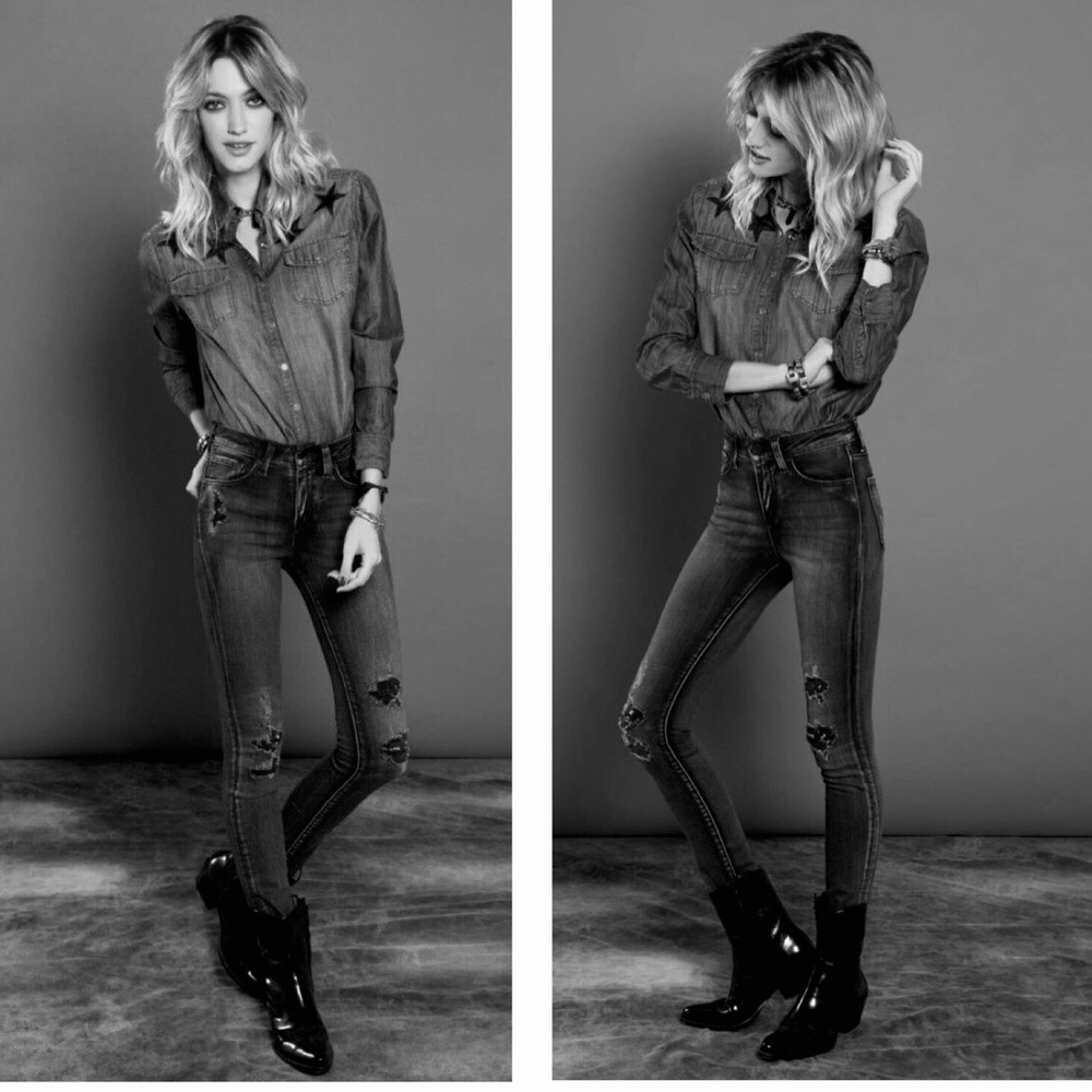 Skinny Distressed Women's Jeans in Dark Wash